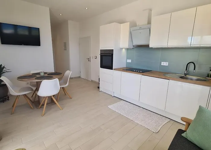Tanja Apartman *