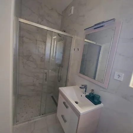 Apartment Tanja Zavalatica